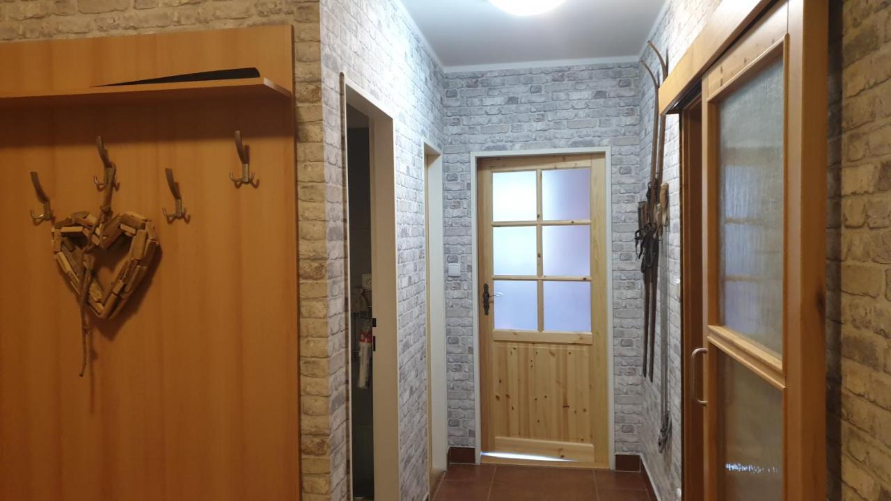 Apartma Raj V Ramzove Ostružná Bagian luar foto